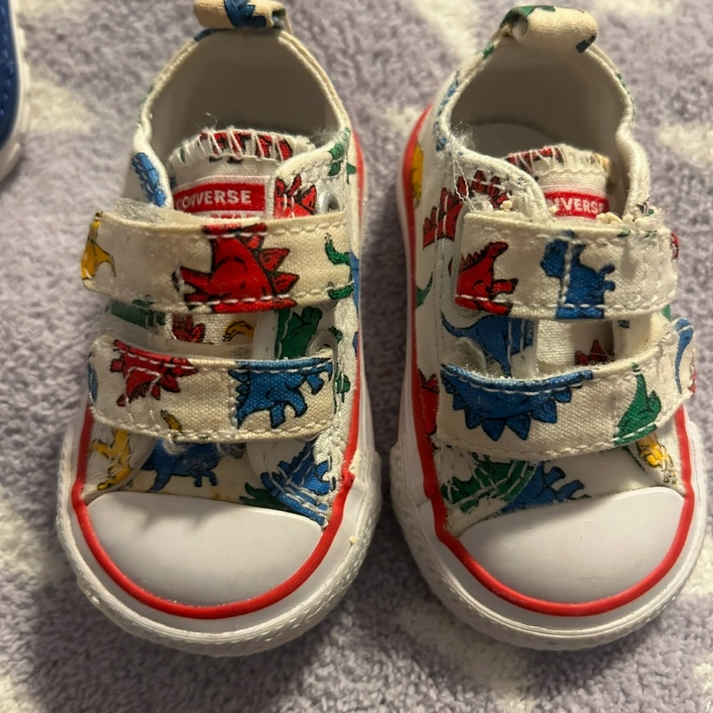 Dinosaur Converse